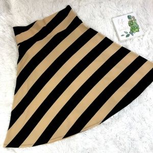 Lularoe striped skirt black and tan color size XL